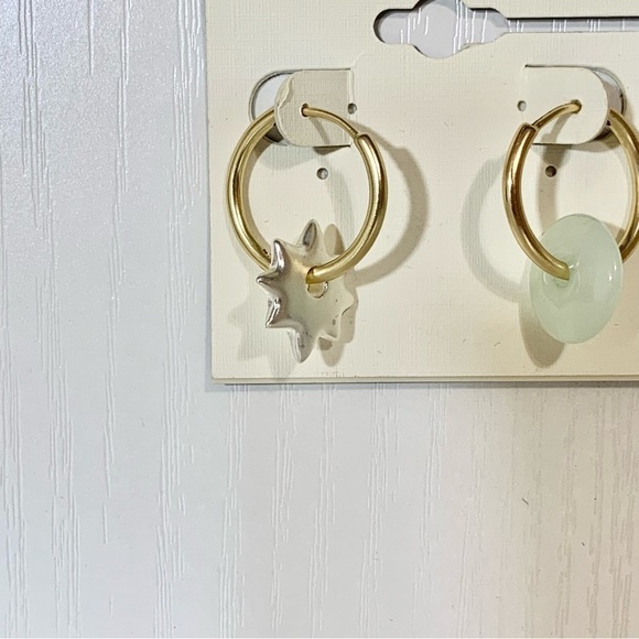 - NWT Lucky Brand two tone dyed jade mismatch hoop earrings 💍💎👑💕 - Picture 9 of 10